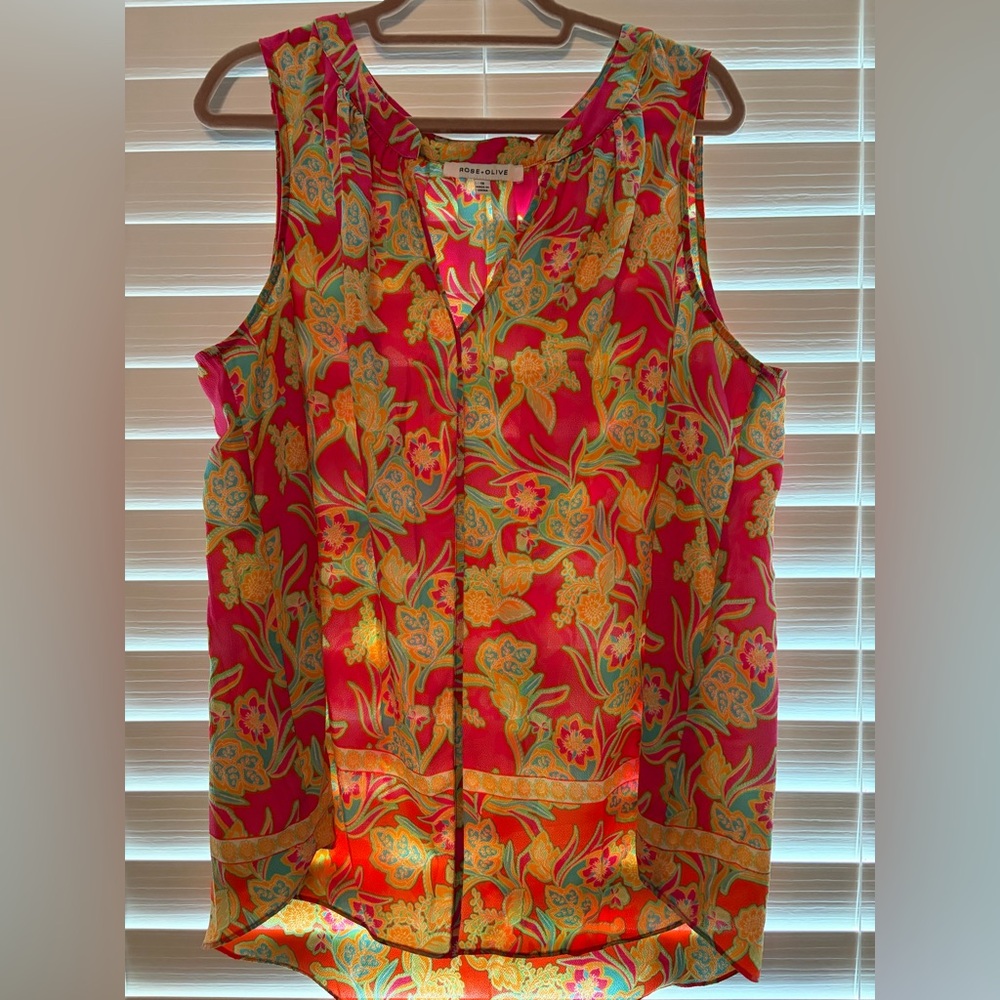 Women’s Rose & Olive blouse/tank